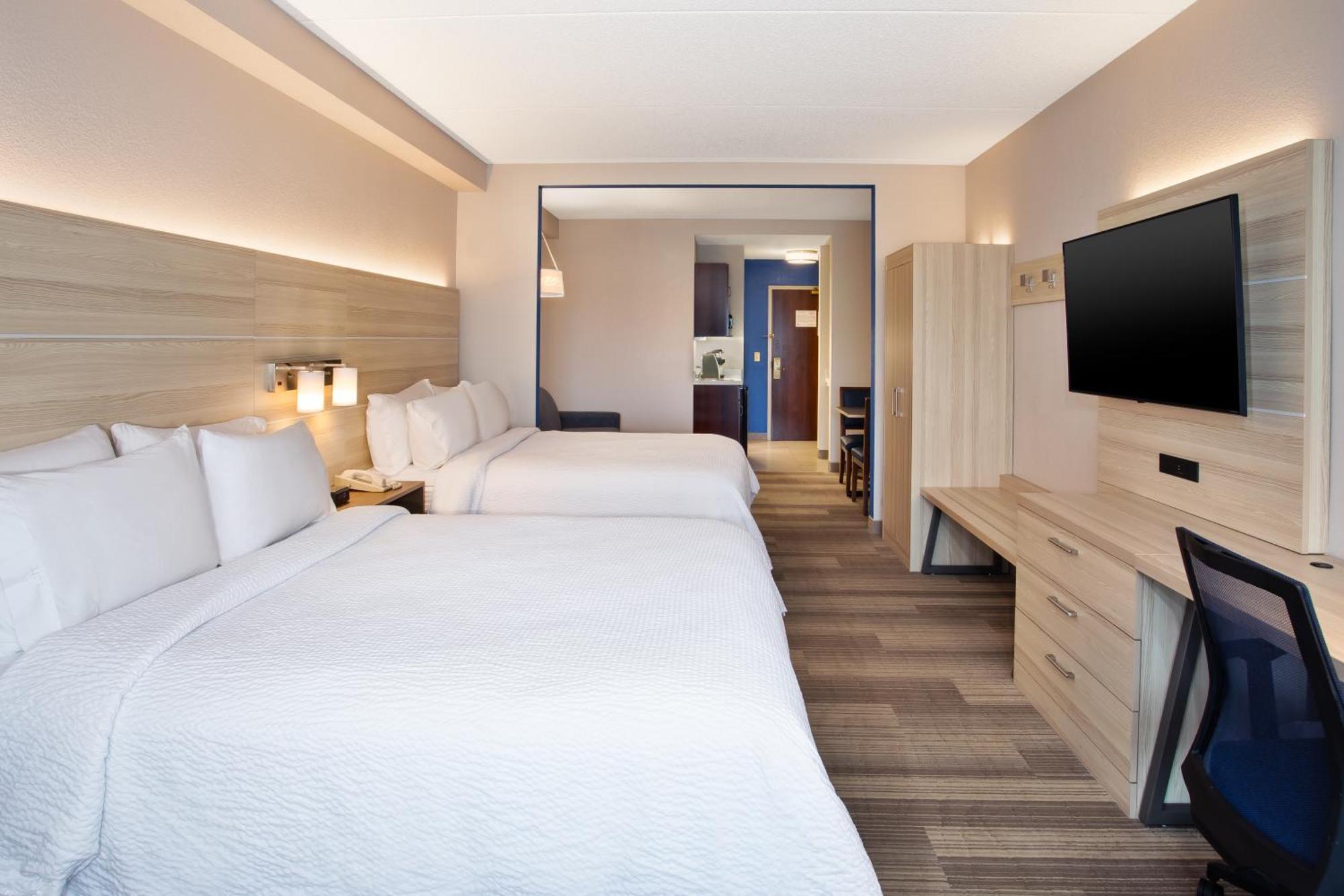 Holiday Inn Express Hotel & Suites Rochester Webster By Ihg Экстерьер фото
