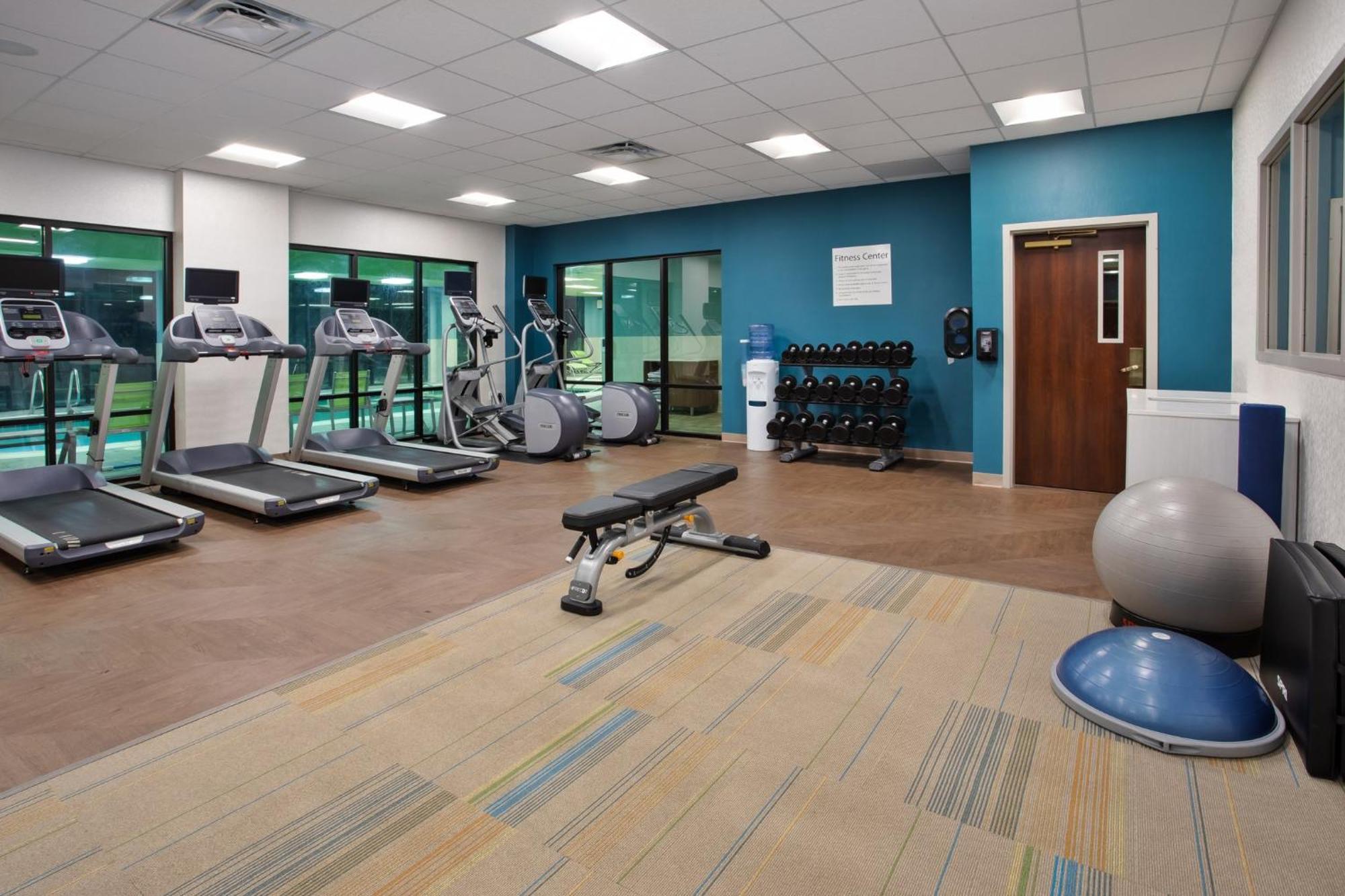 Holiday Inn Express Hotel & Suites Rochester Webster By Ihg Экстерьер фото