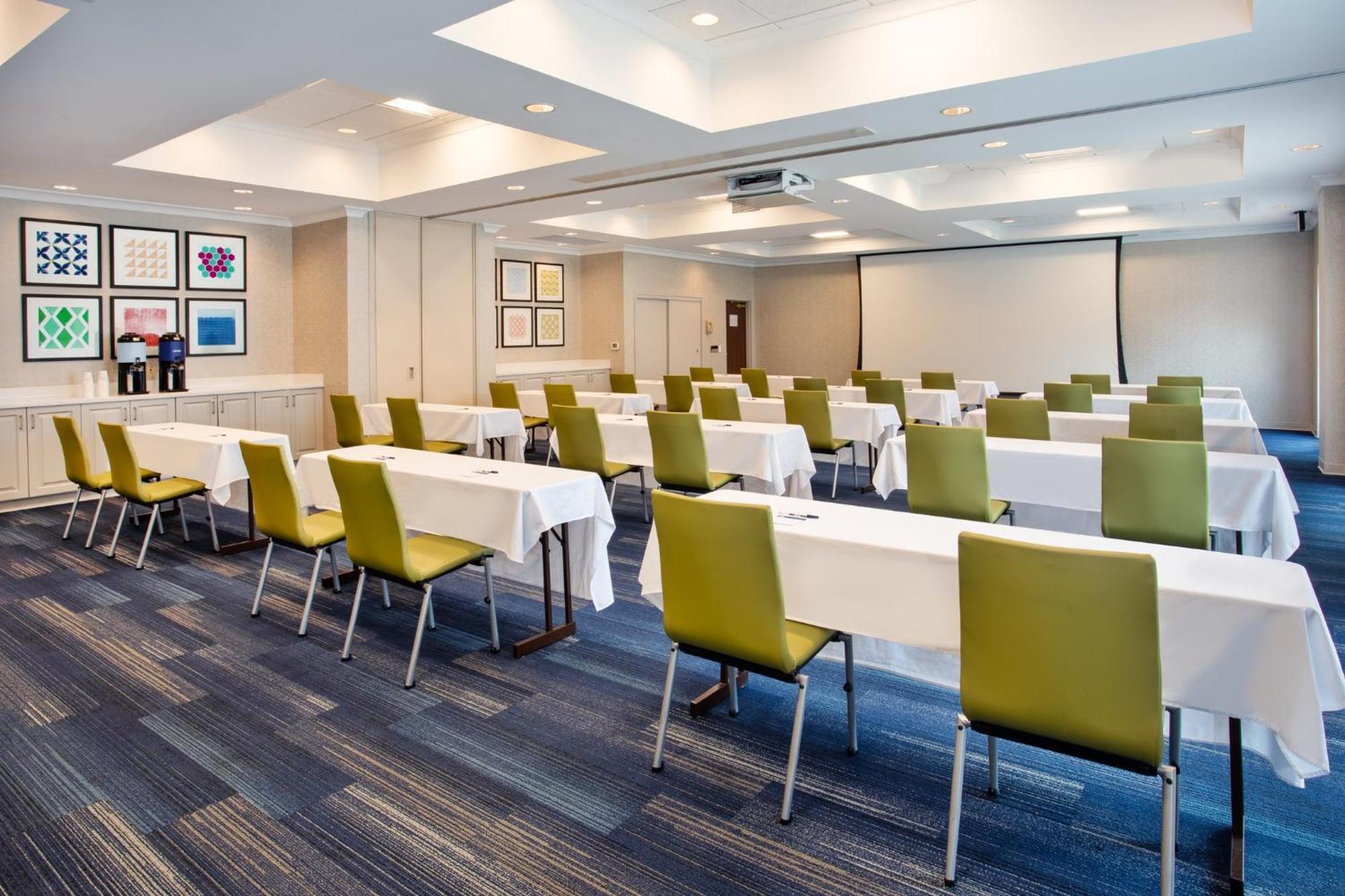 Holiday Inn Express Hotel & Suites Rochester Webster By Ihg Экстерьер фото