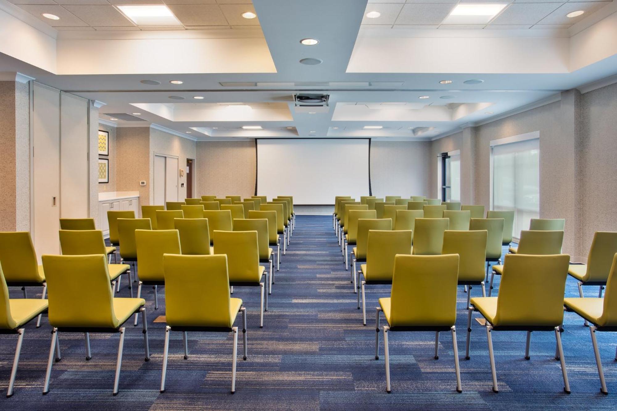 Holiday Inn Express Hotel & Suites Rochester Webster By Ihg Экстерьер фото