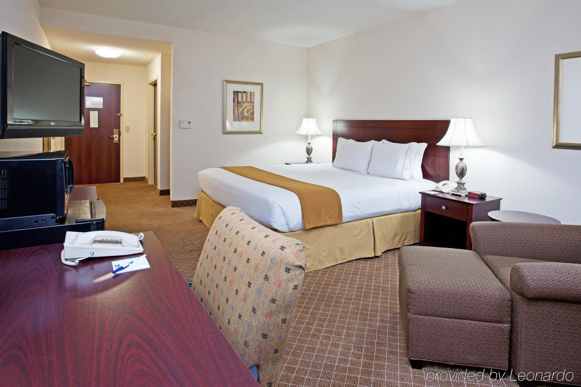 Holiday Inn Express Hotel & Suites Rochester Webster By Ihg Номер фото