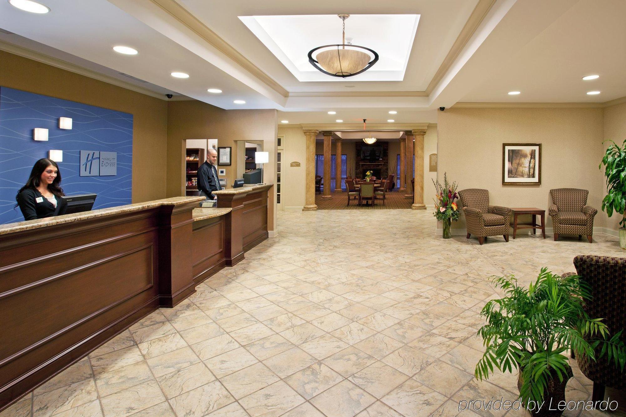 Holiday Inn Express Hotel & Suites Rochester Webster By Ihg Экстерьер фото