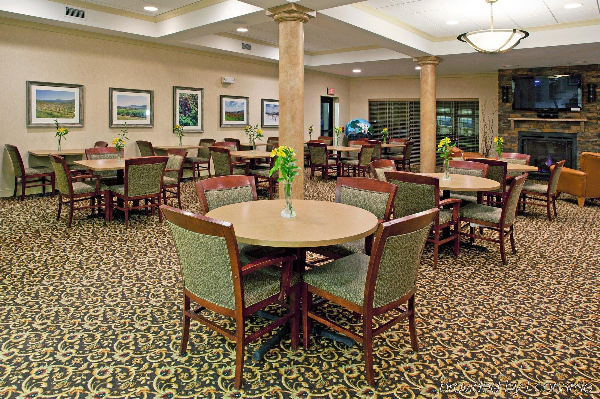 Holiday Inn Express Hotel & Suites Rochester Webster By Ihg Экстерьер фото