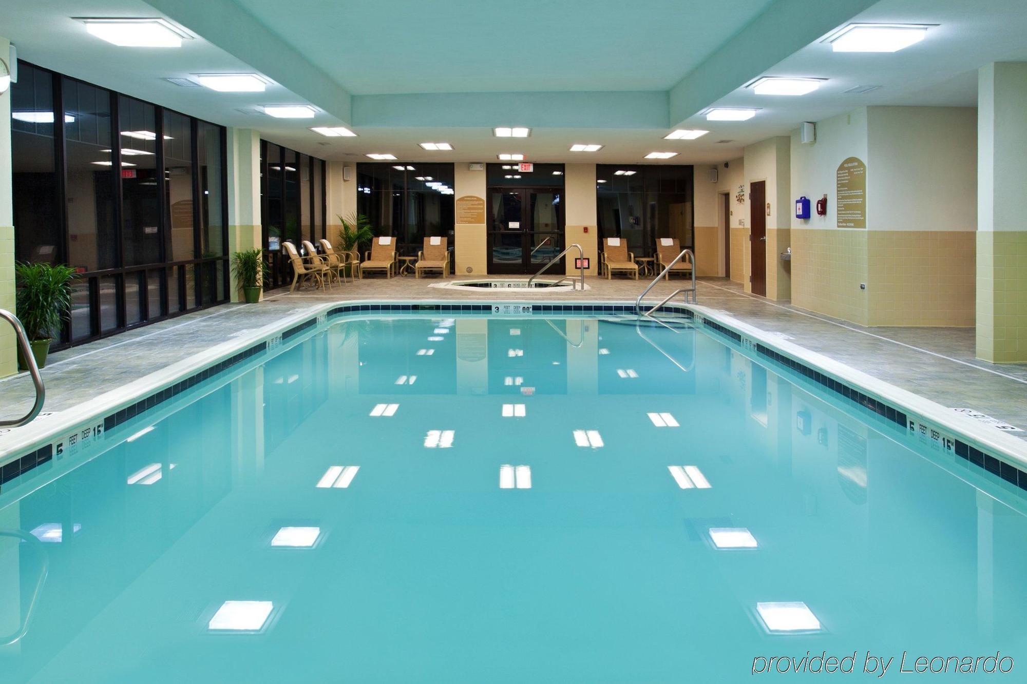 Holiday Inn Express Hotel & Suites Rochester Webster By Ihg Экстерьер фото